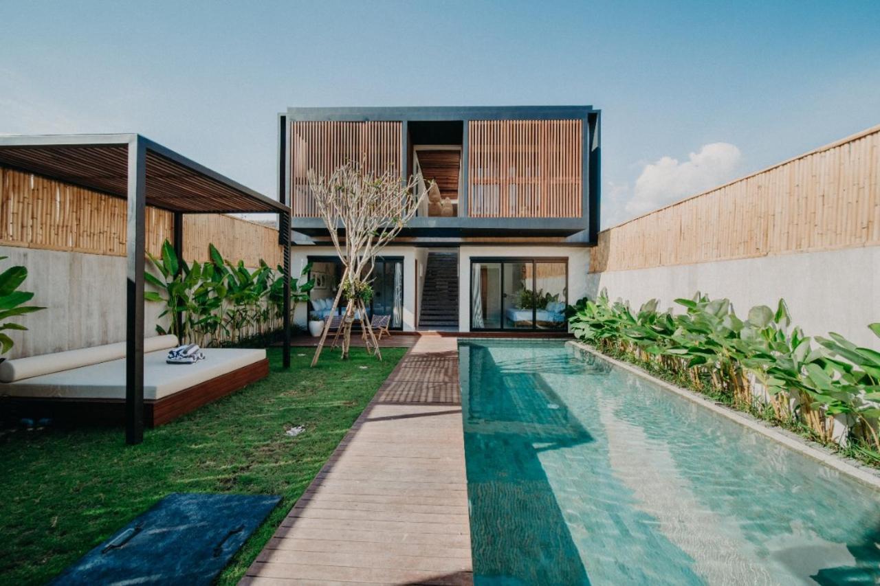 New 4 Bedroom 5 Min Walk To Berawa Beach Enclosed Livng Canggu  Ngoại thất bức ảnh