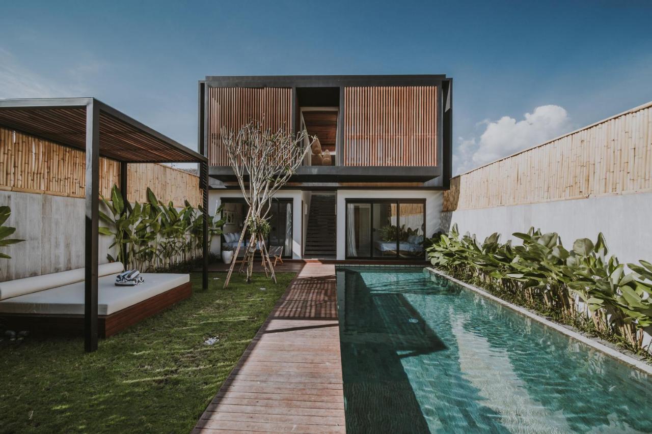 New 4 Bedroom 5 Min Walk To Berawa Beach Enclosed Livng Canggu  Ngoại thất bức ảnh