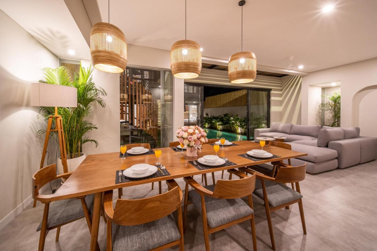 New 4 Bedroom 5 Min Walk To Berawa Beach Enclosed Livng Canggu  Ngoại thất bức ảnh