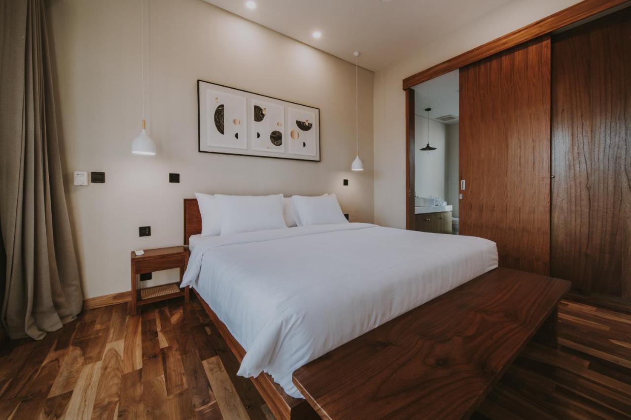 New 4 Bedroom 5 Min Walk To Berawa Beach Enclosed Livng Canggu  Ngoại thất bức ảnh