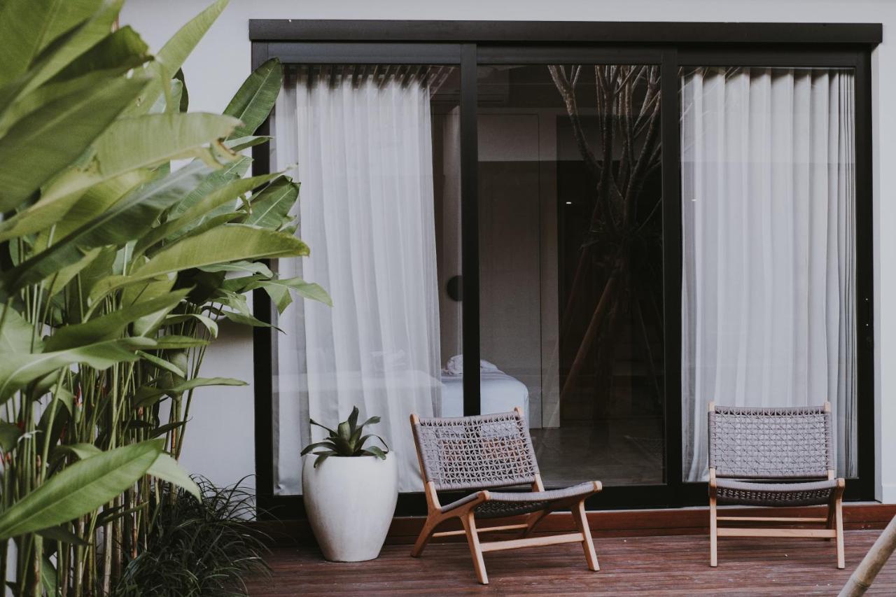 New 4 Bedroom 5 Min Walk To Berawa Beach Enclosed Livng Canggu  Ngoại thất bức ảnh