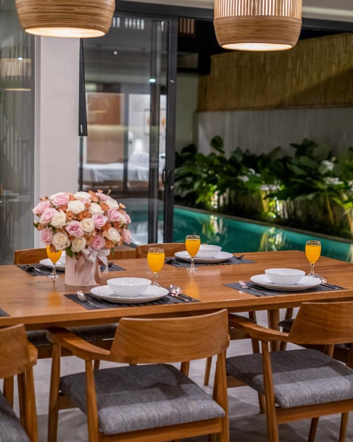 New 4 Bedroom 5 Min Walk To Berawa Beach Enclosed Livng Canggu  Ngoại thất bức ảnh